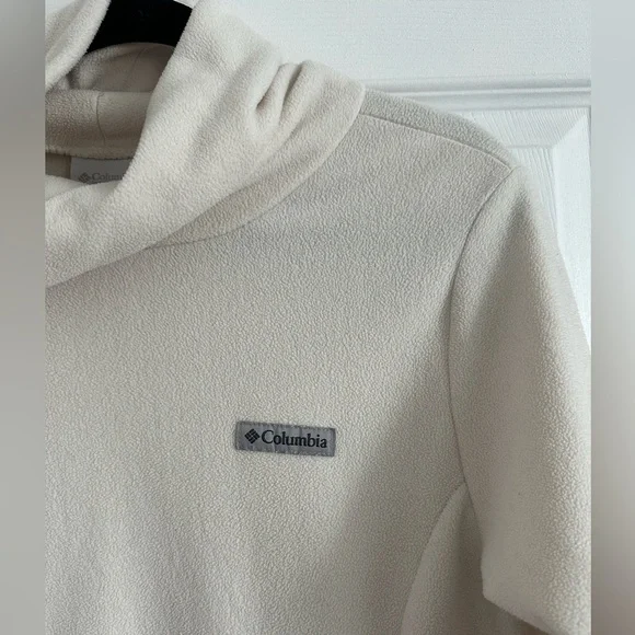 Columbia sweater - Picture 3 of 6